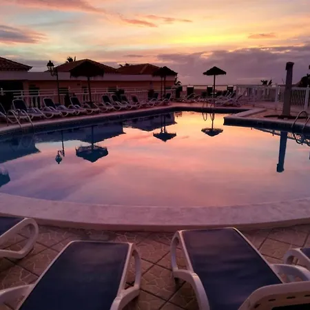 Seaview Americas Адехе